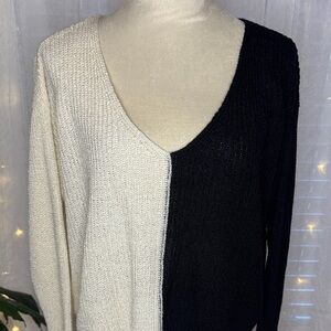 Peach Love California Black and Cream V-Neck Sweater